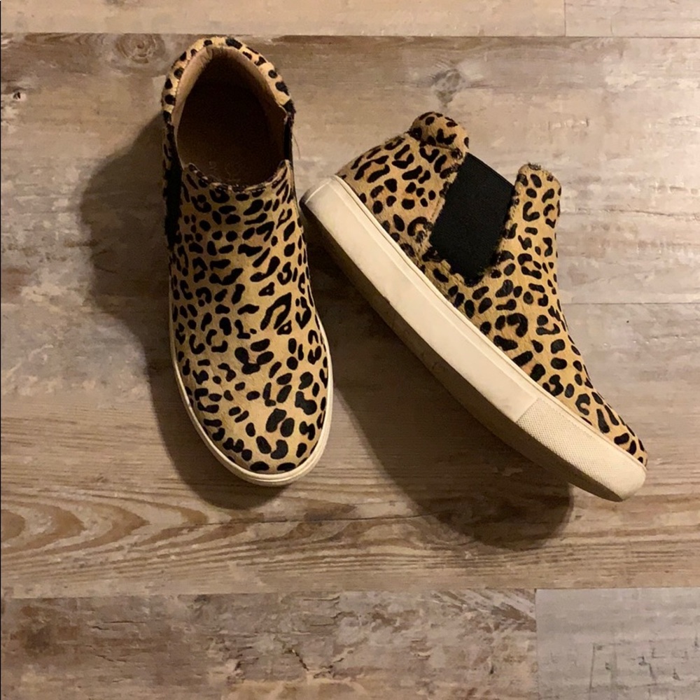 Leopard hightops